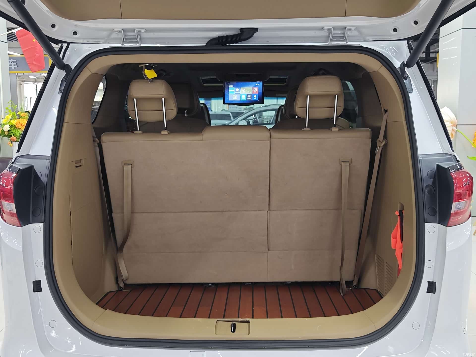 Buick GL8, 2020 16