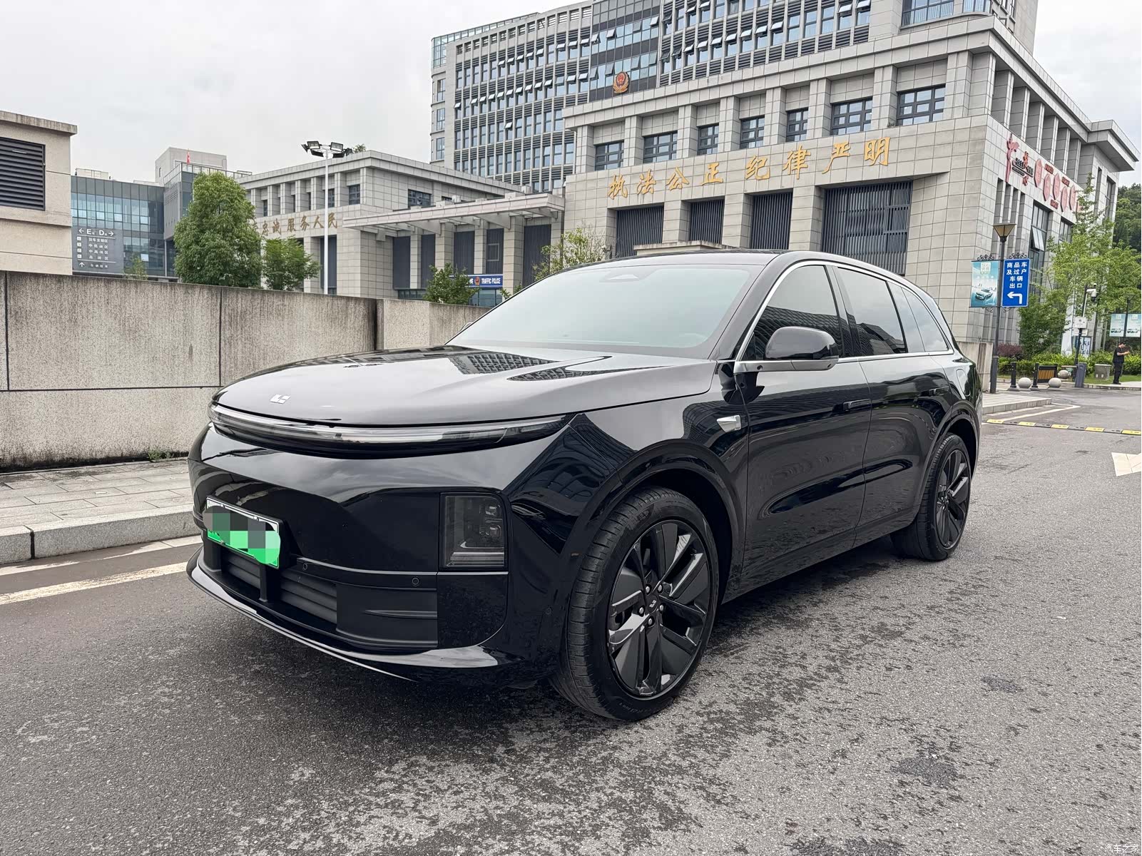 Li Auto L6, 2025 1