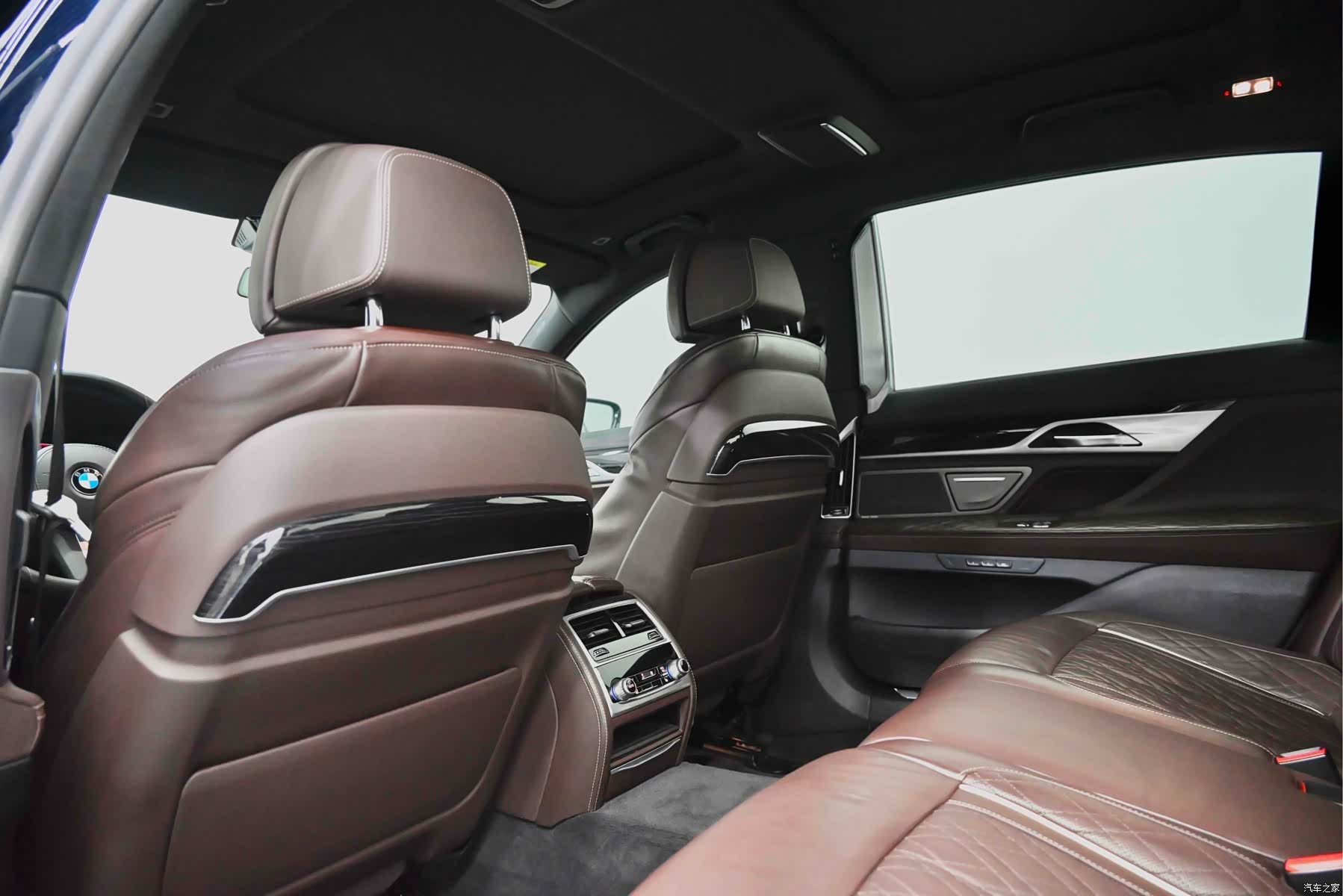 BMW 7 Series, 2019 28
