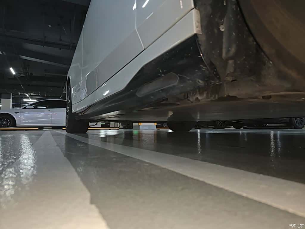 BMW i5, 2024 21