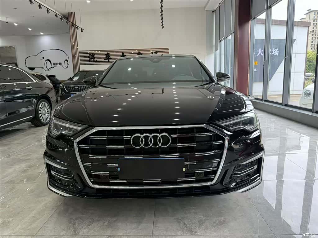 Audi A6L, 2021 3