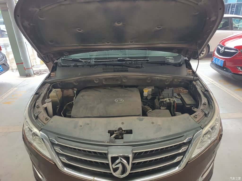 Wuling 560, 2016 20