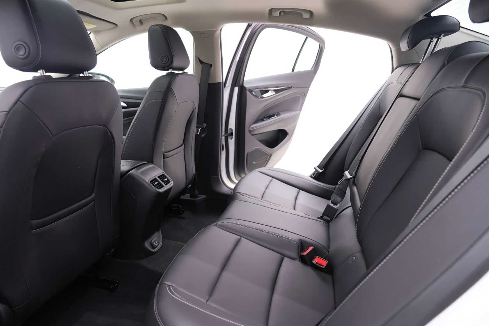 Buick Regal, 2025 15