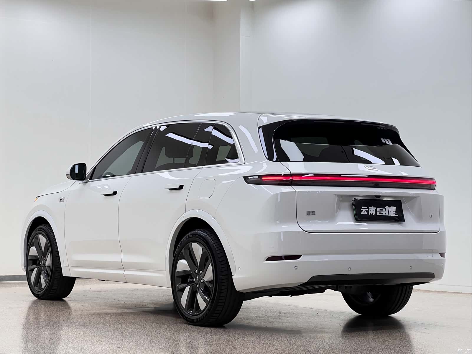 Li Auto L7, 2024 все фото