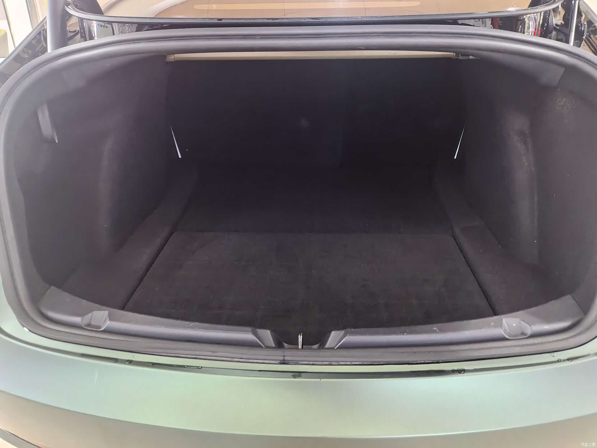 Tesla Model 3, 2022 16
