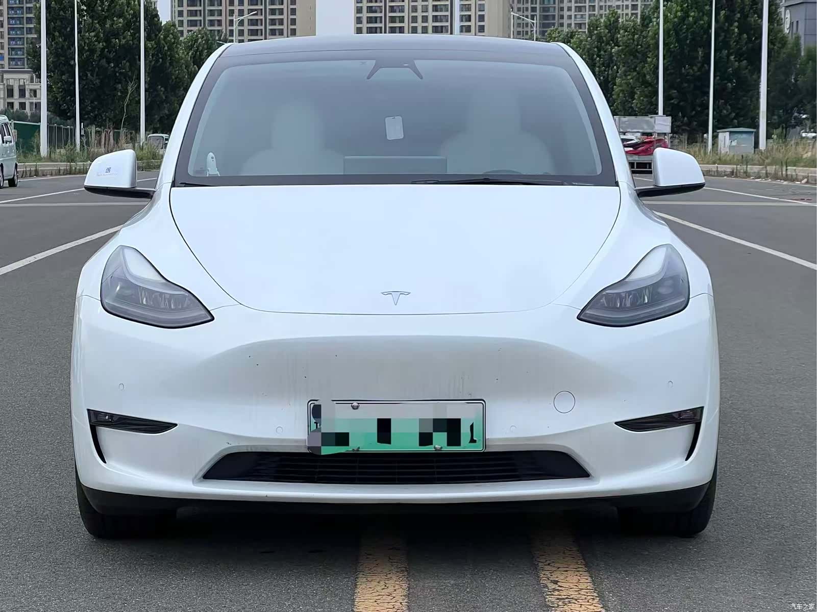 Tesla Model Y, 2023 2