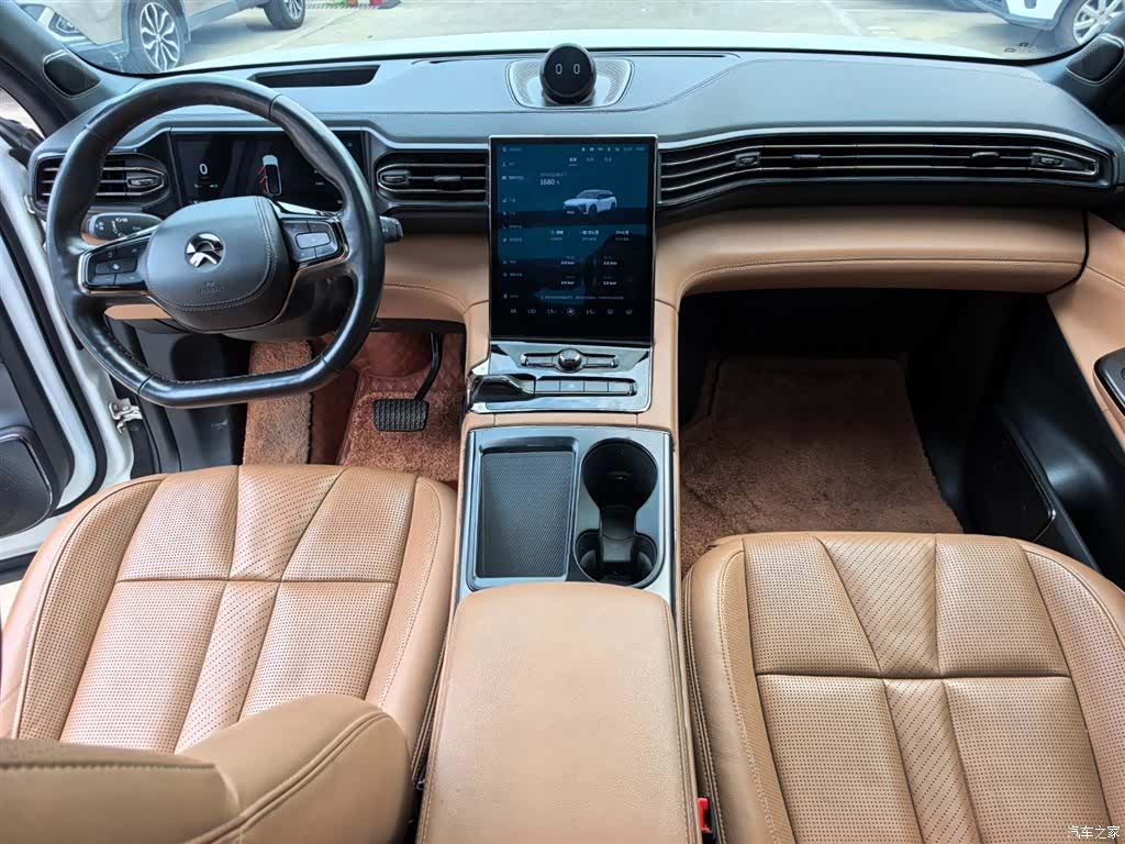 NIO ES8, 2021 12