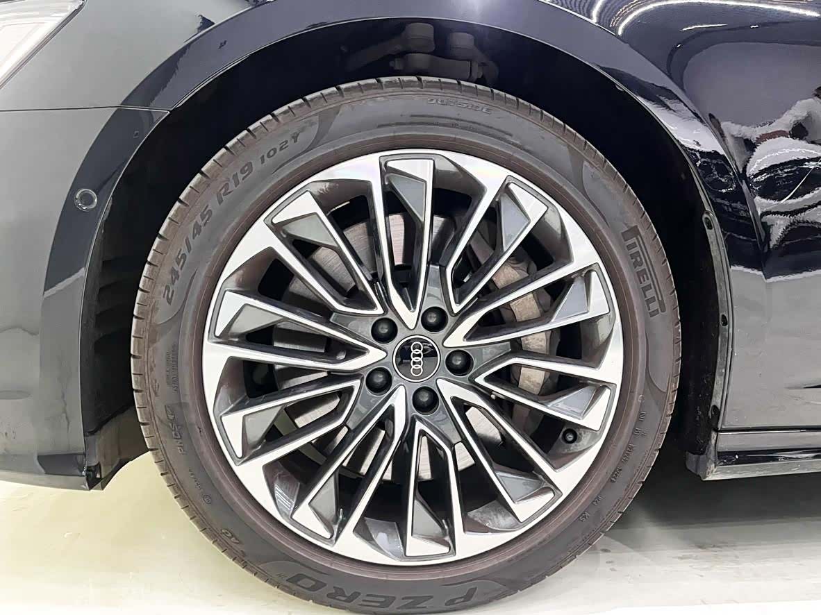 Audi A6L, 2022 11