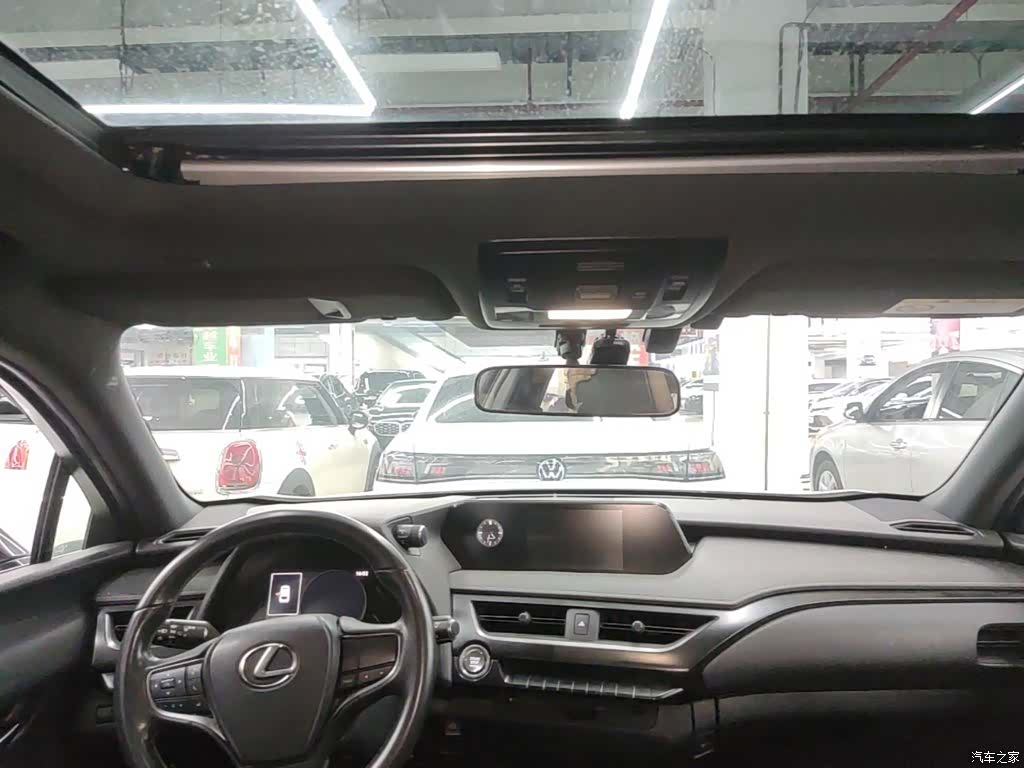 Lexus UX, 2021 18