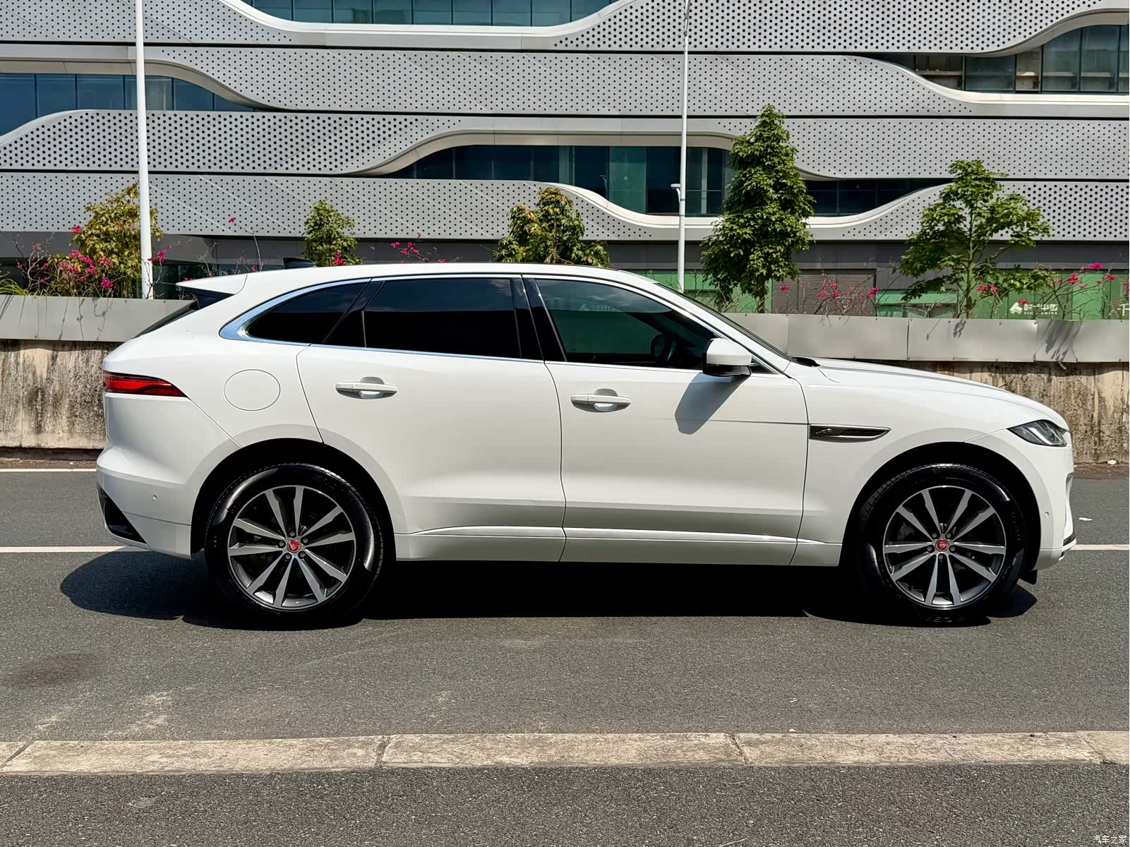 Jaguar F-PACE, 2021 7