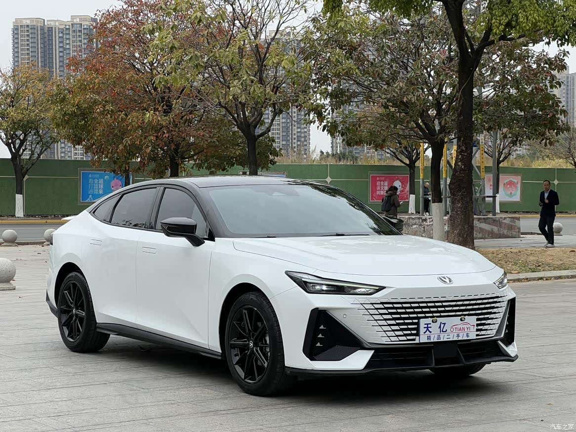 Changan UNI-V, 2024 3