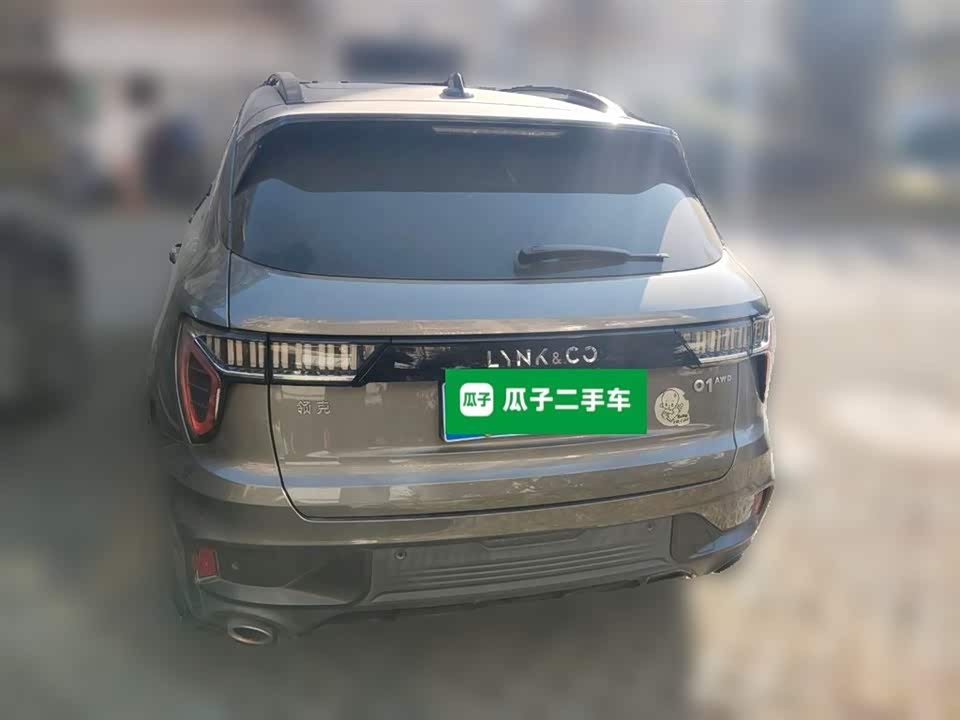 Lynk & Co 01
