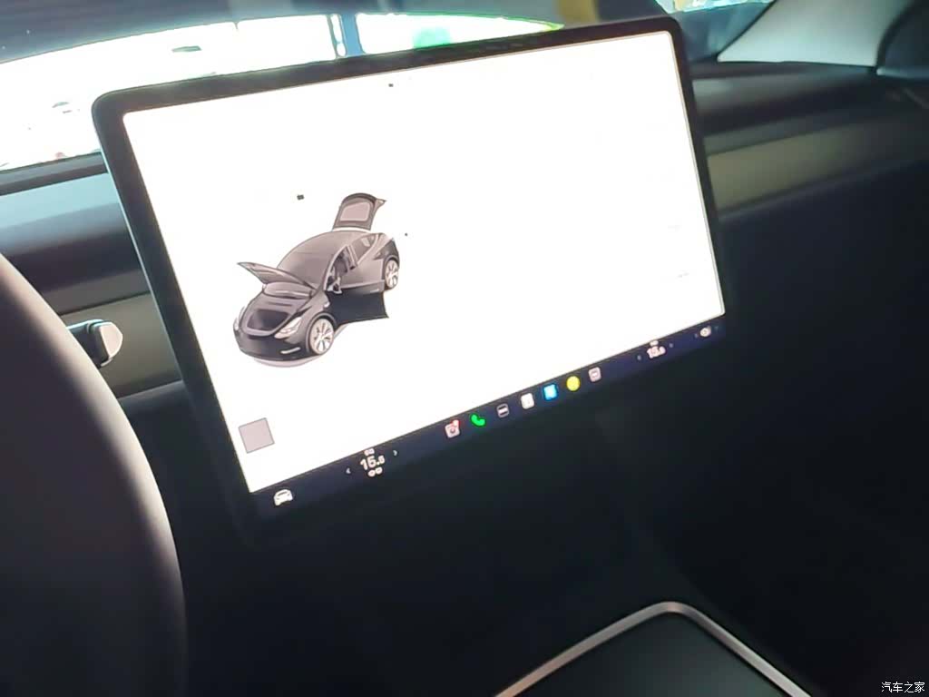 Tesla Model Y, 2022 13