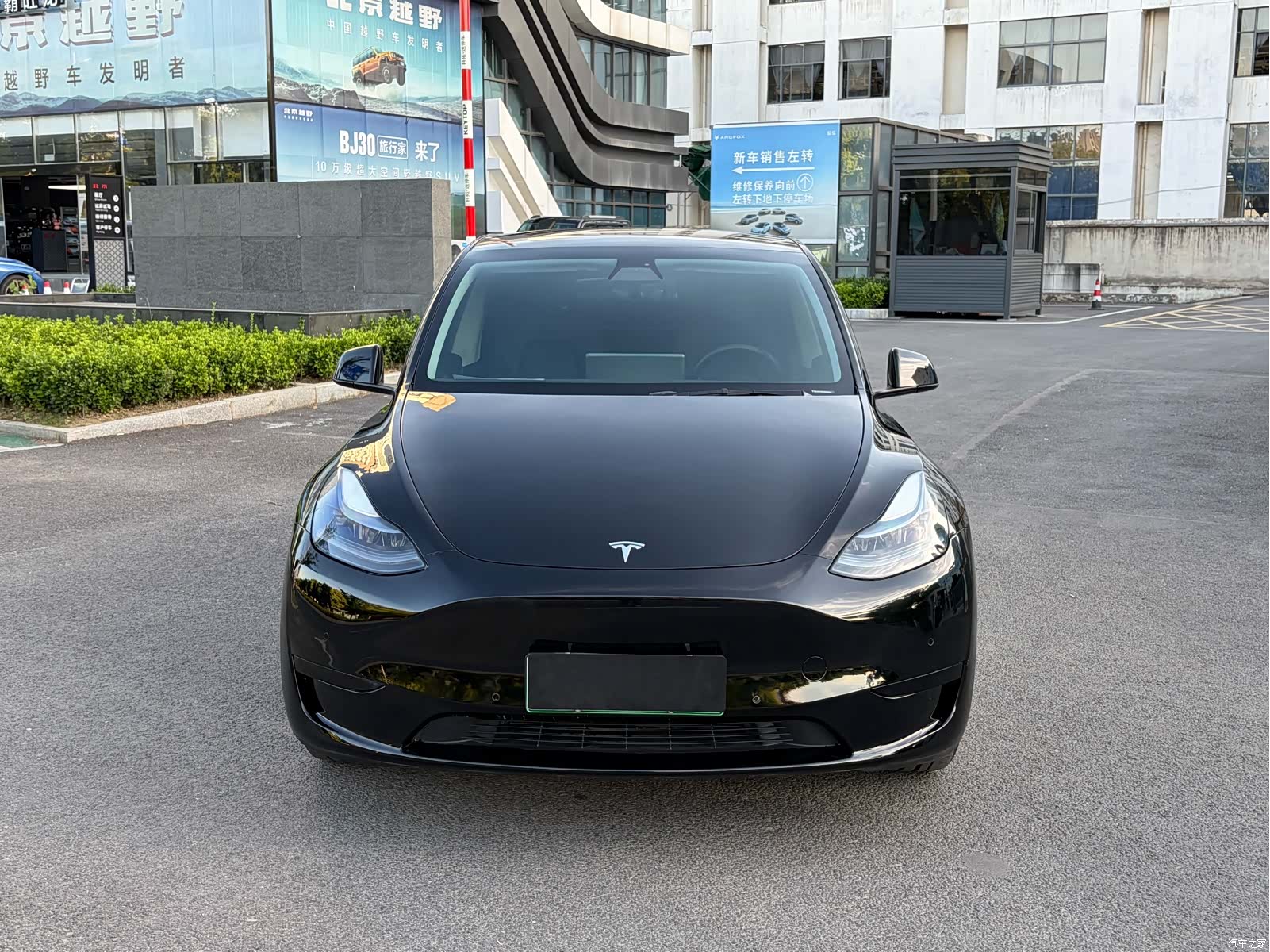 Tesla Model Y, 2022 2