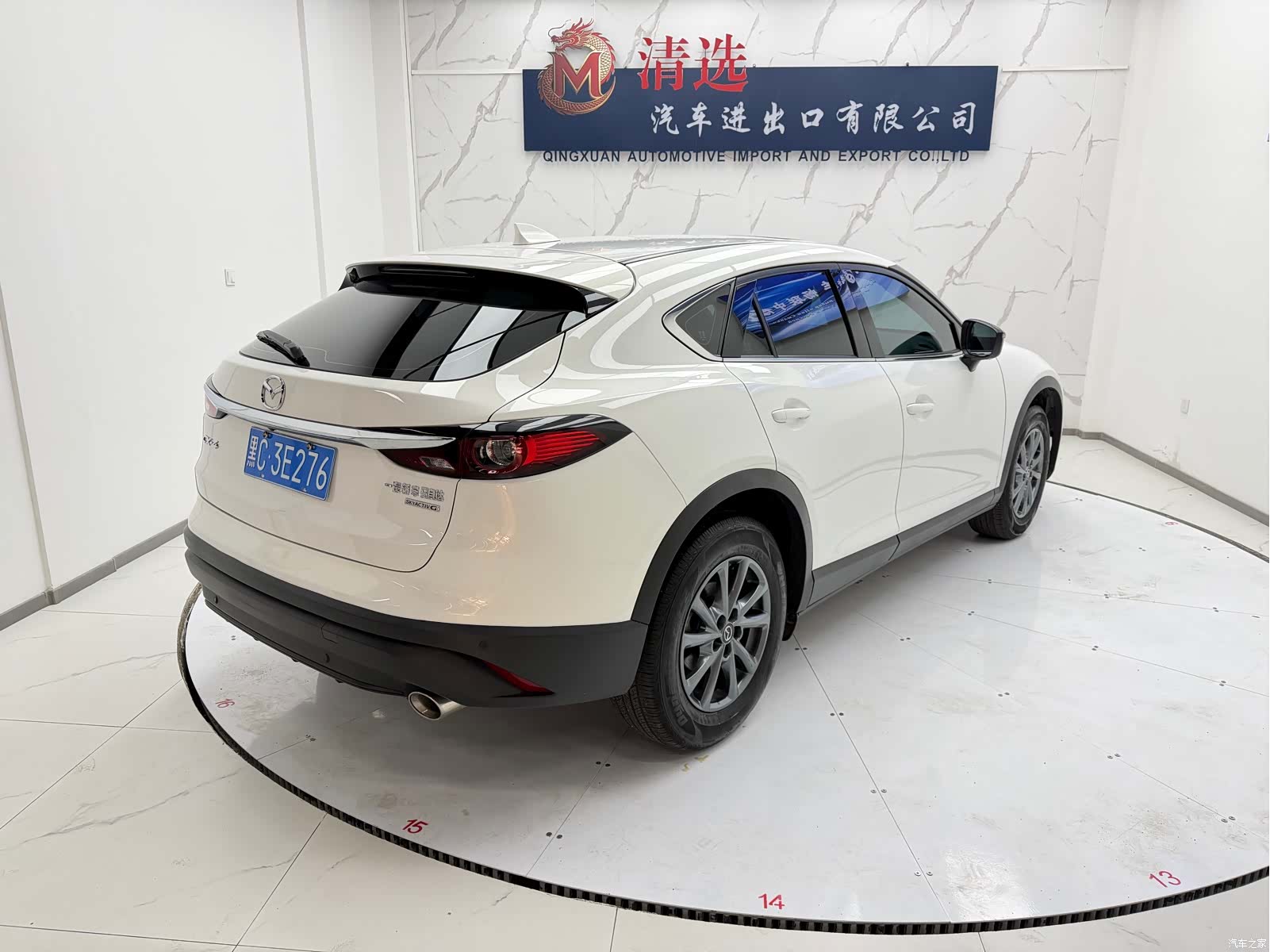 Mazda CX-4, 2023 все фото