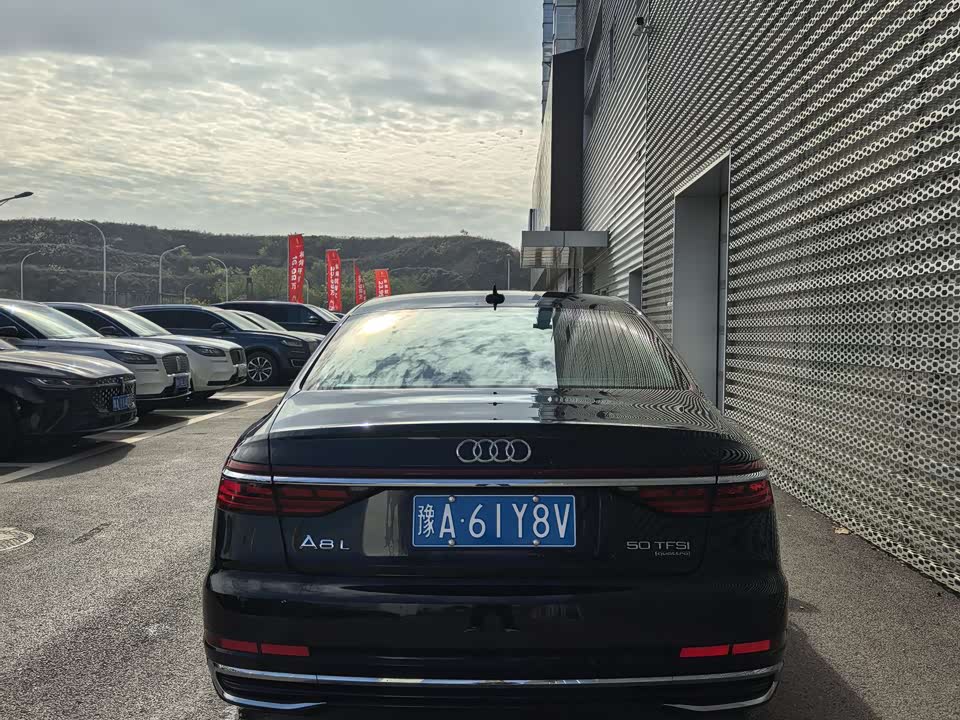 Audi A8