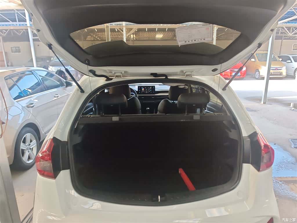 Geely X3, 2022 15
