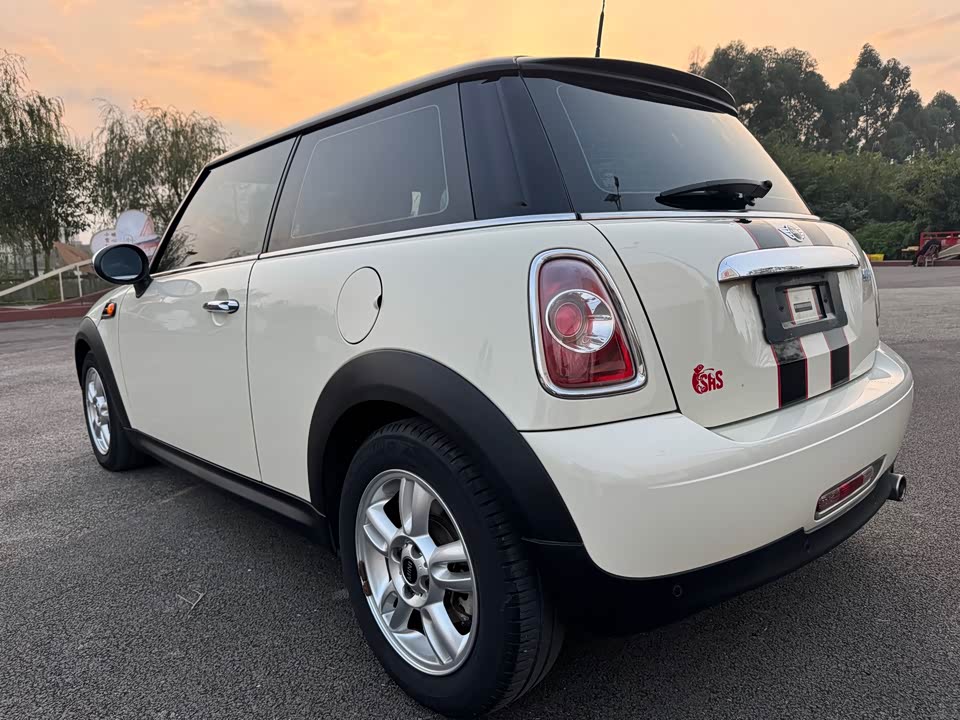 MINI MINI