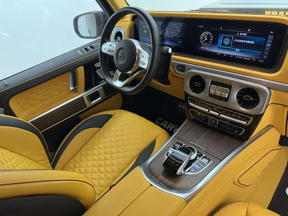 Mercedes-Benz G-class