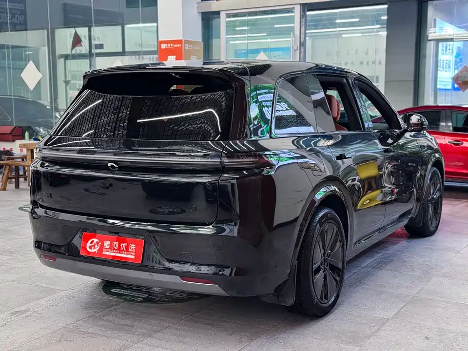 Li Auto Ideal L8