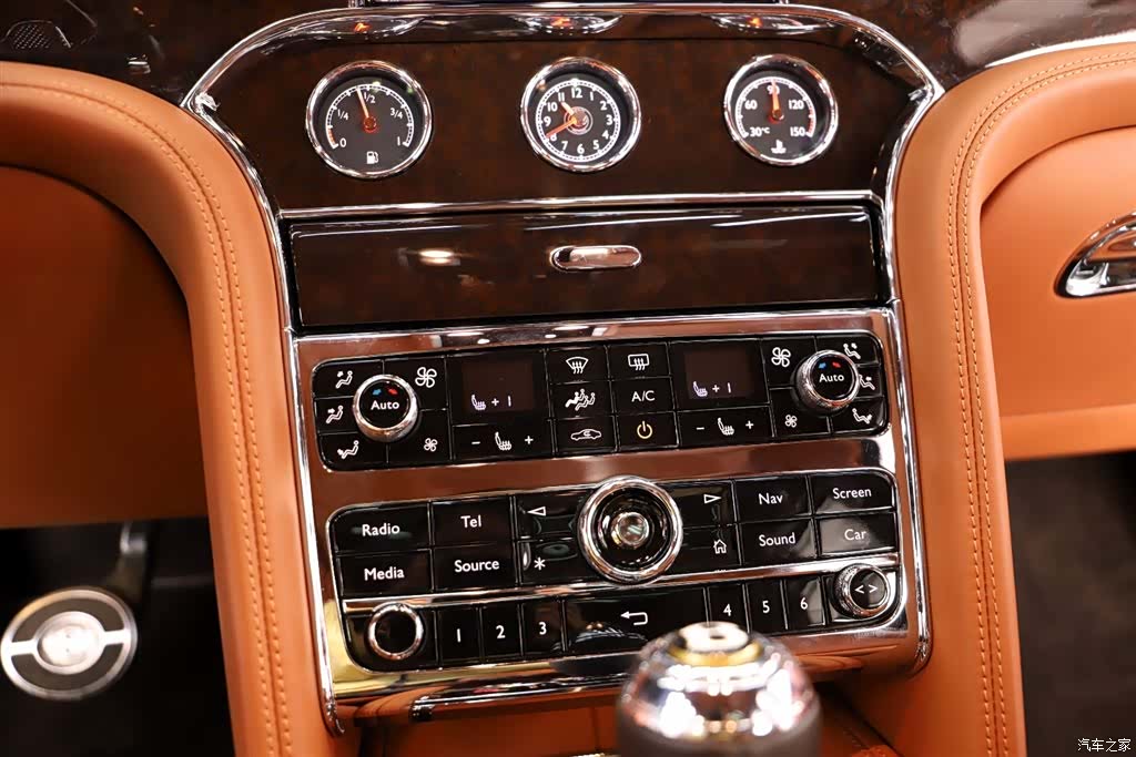 Bentley Mulsanne, 2019 13