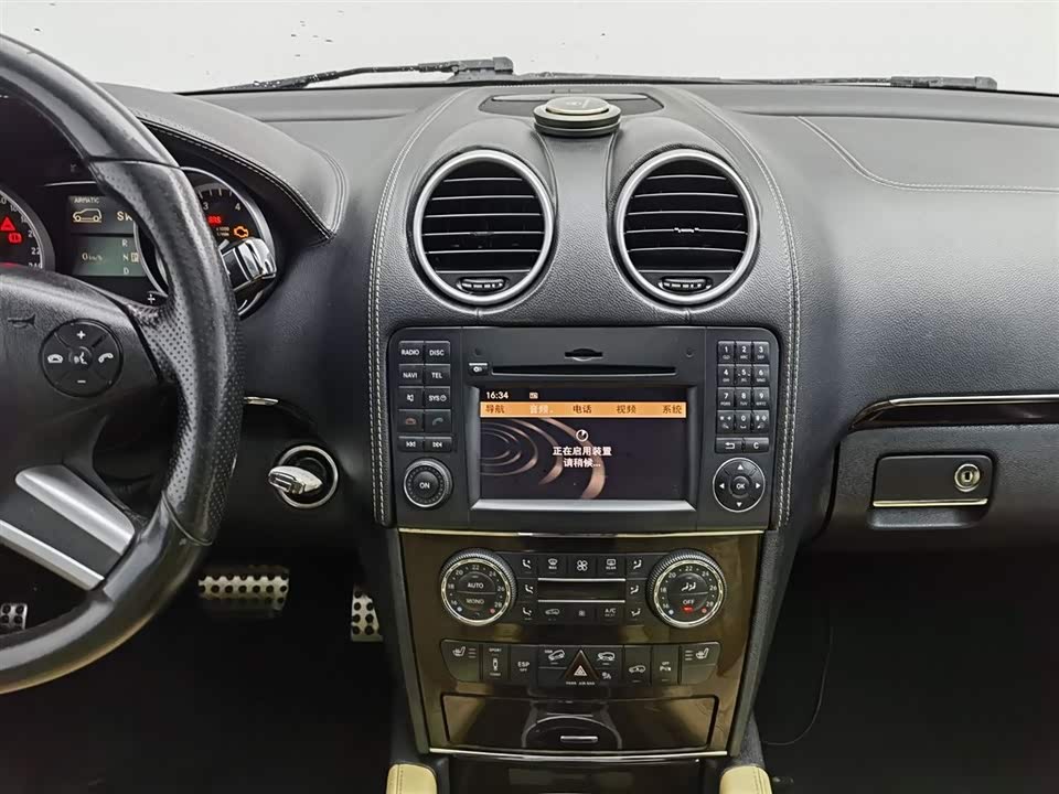 Mercedes-Benz M class