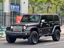 ������ 2014�� 2.8TD Sahara ���Ű�
