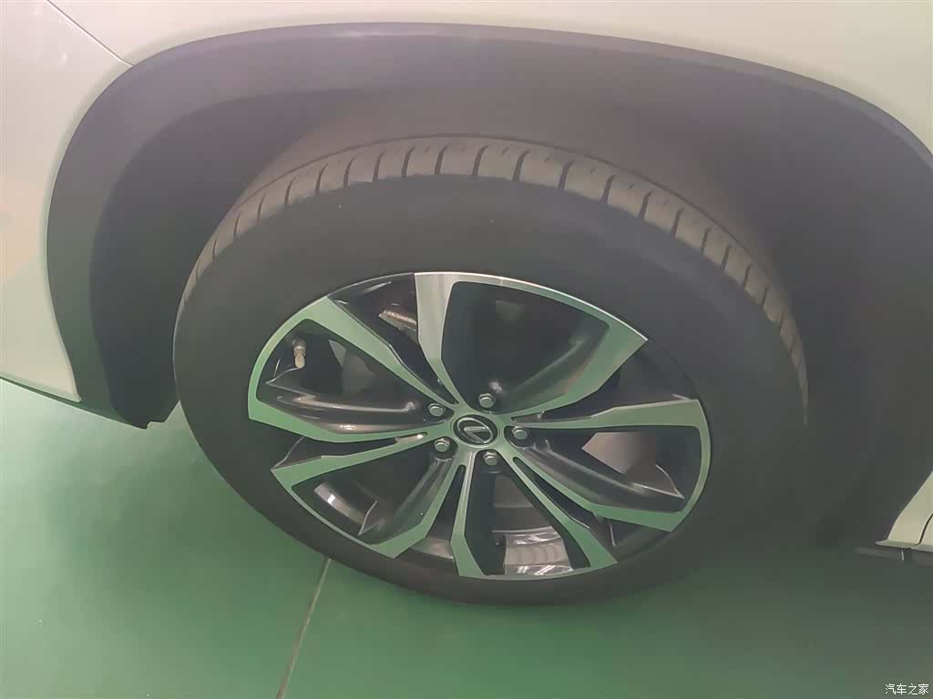 Lexus RX, 2022 23