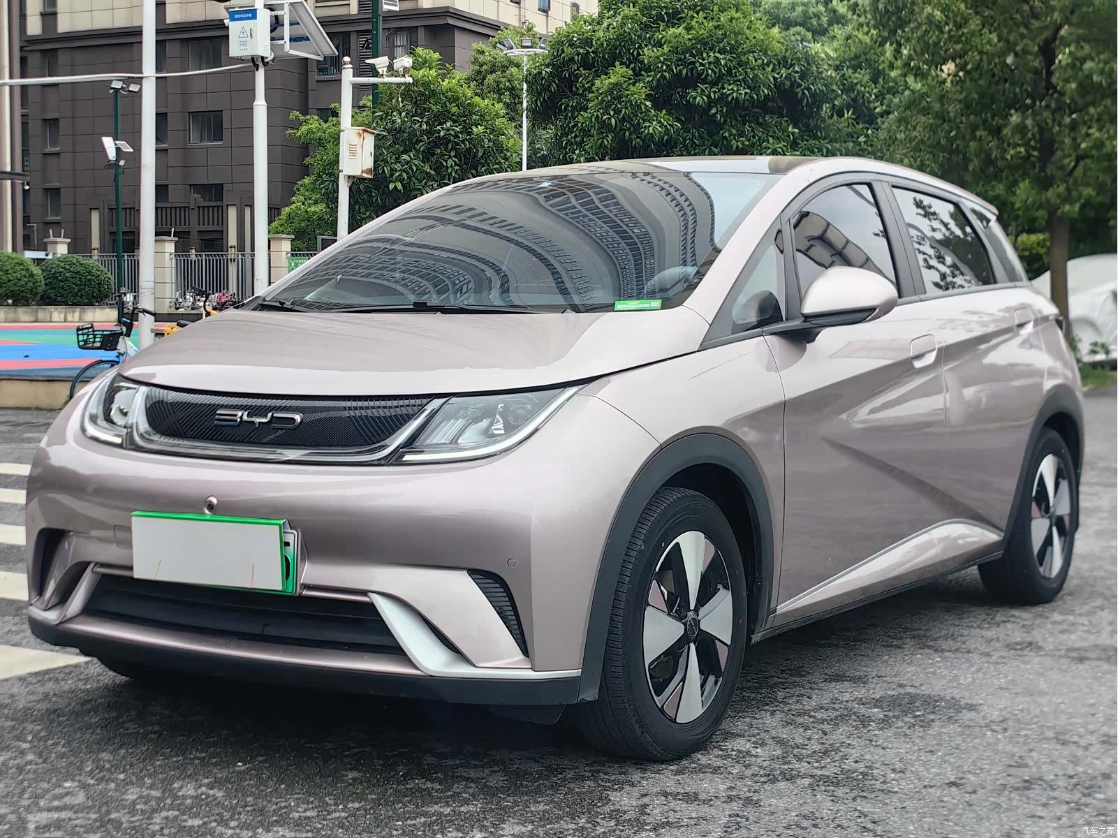 BYD Dolphin, 2023 1
