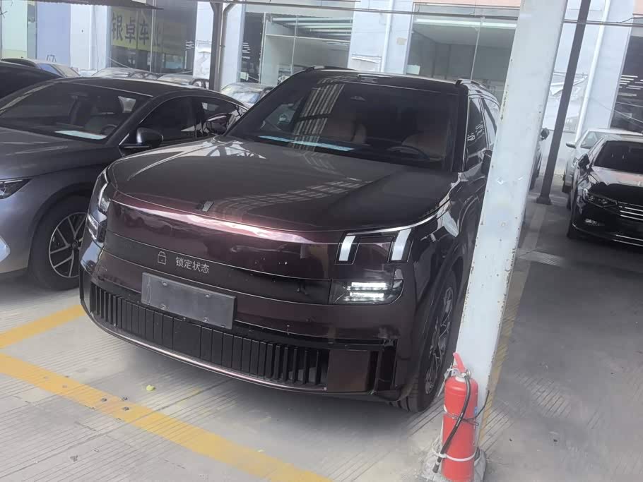 Lynk & Co 900 2025 2.0T Ultra 6 мест