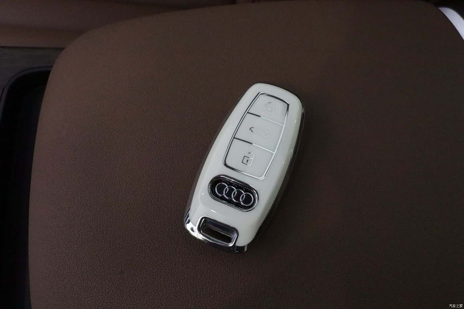 Audi Q7, 2024 21