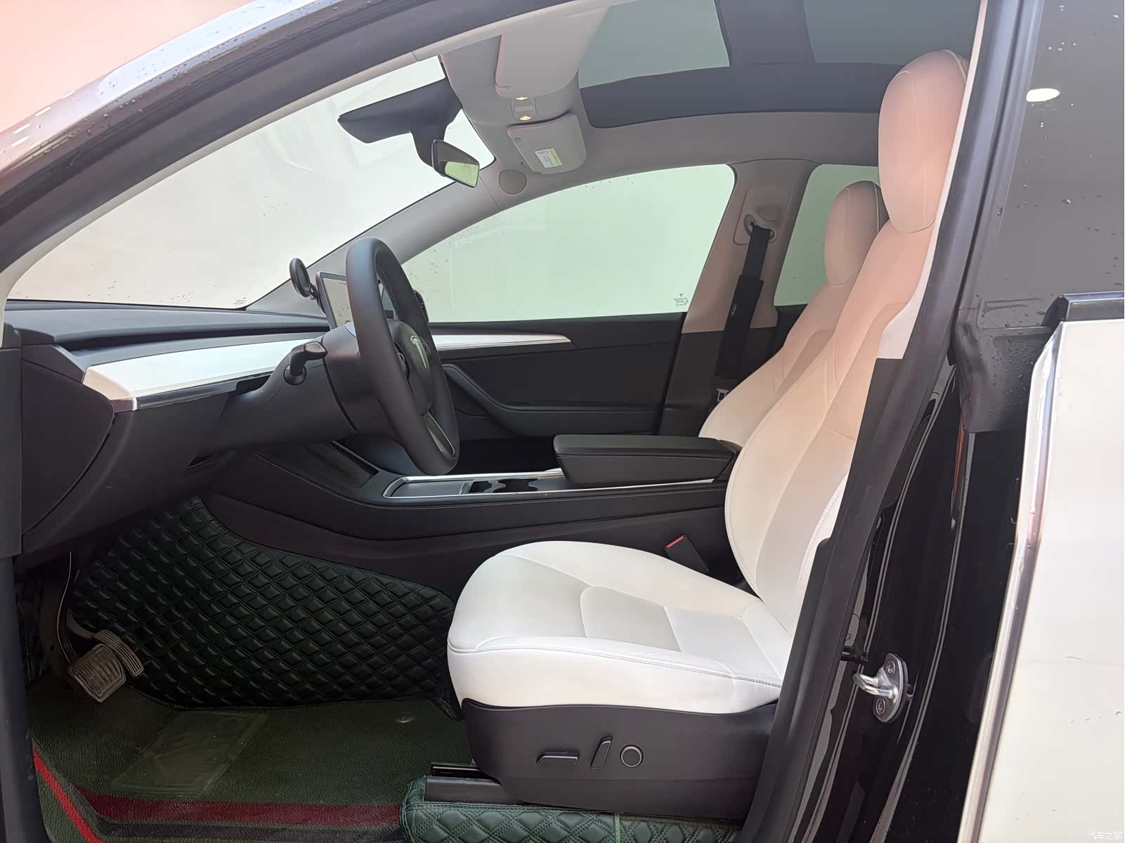 Tesla Model Y, 2021 9