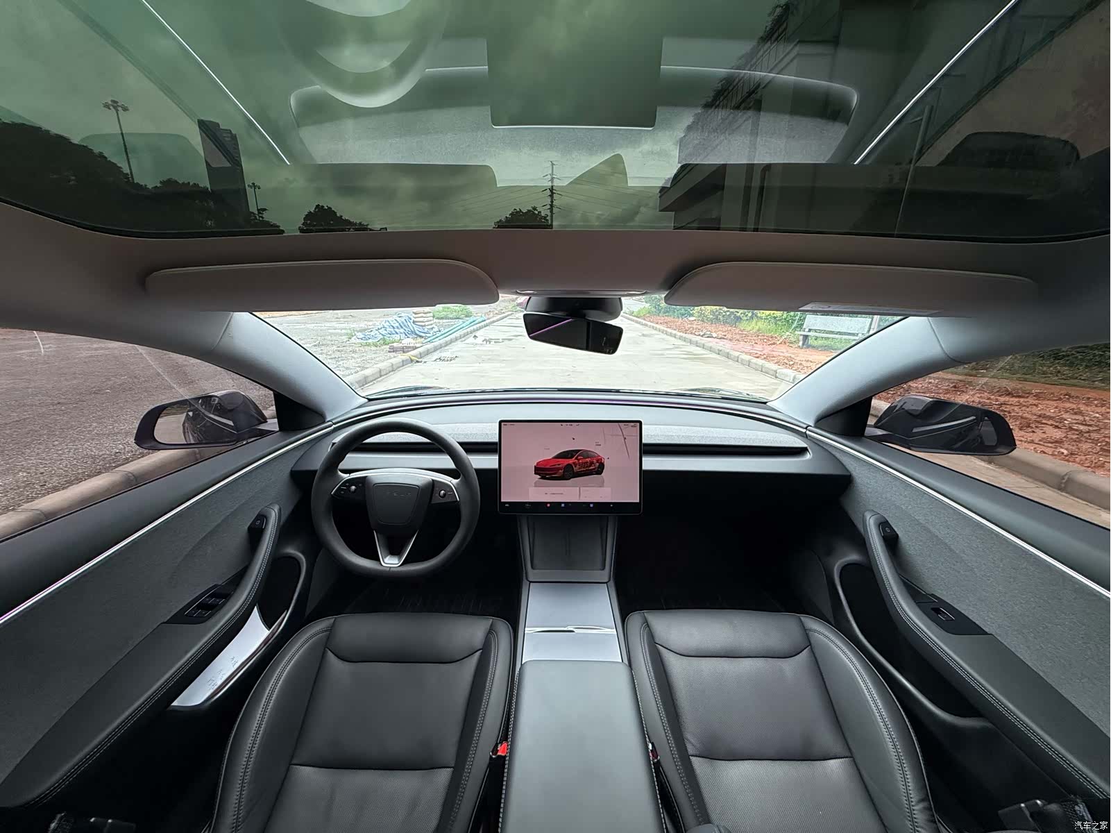 Tesla Model 3, 2023 все фото