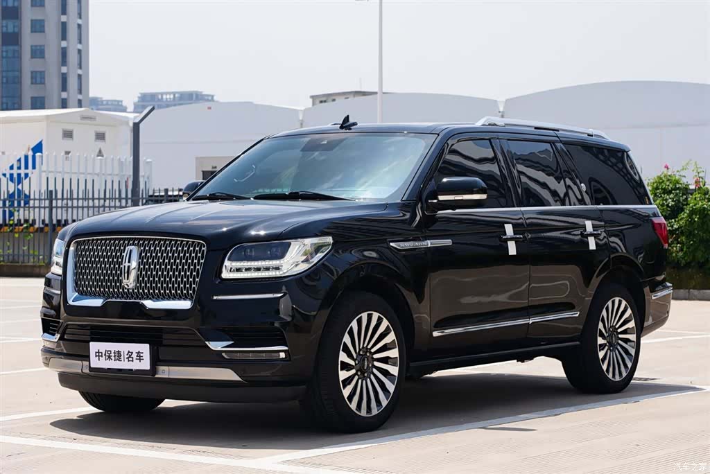 Lincoln Navigator