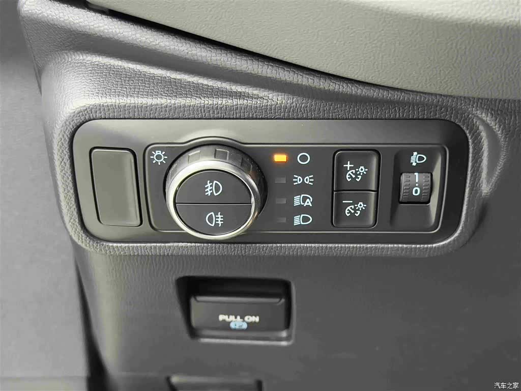 Ford Bronco, 2025 18