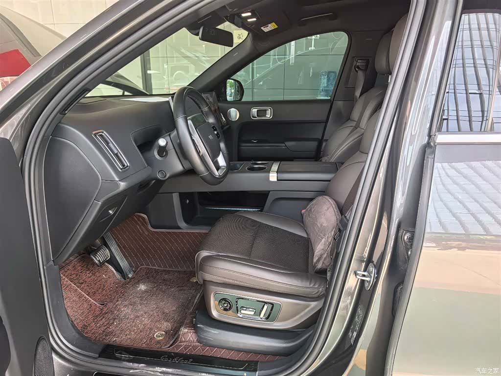 Li Auto L8, 2023 6