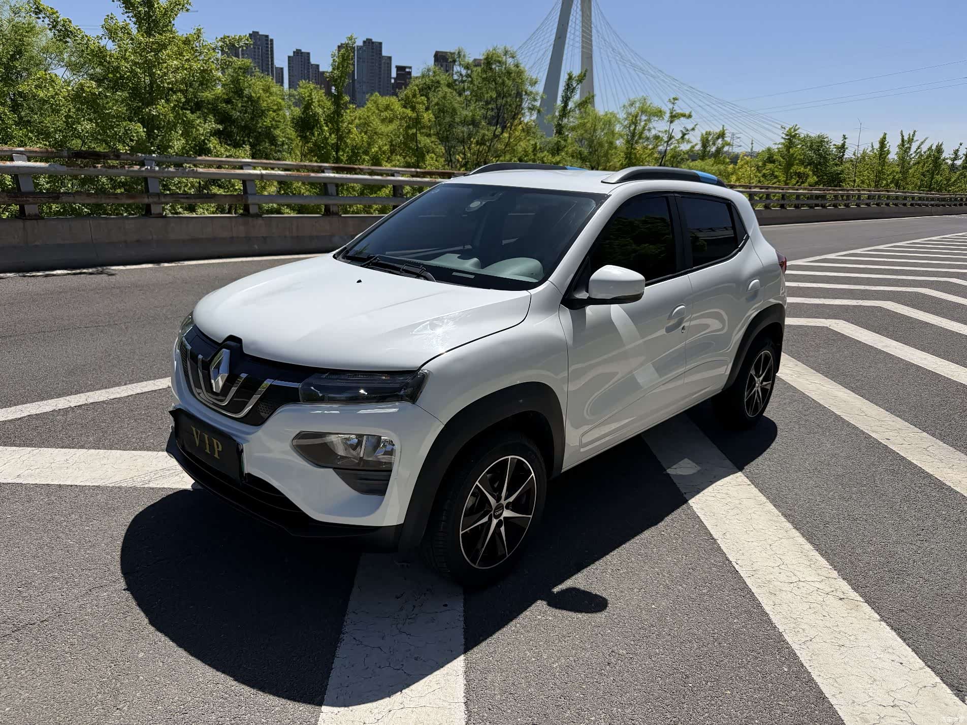 DongFeng e, 2019 1