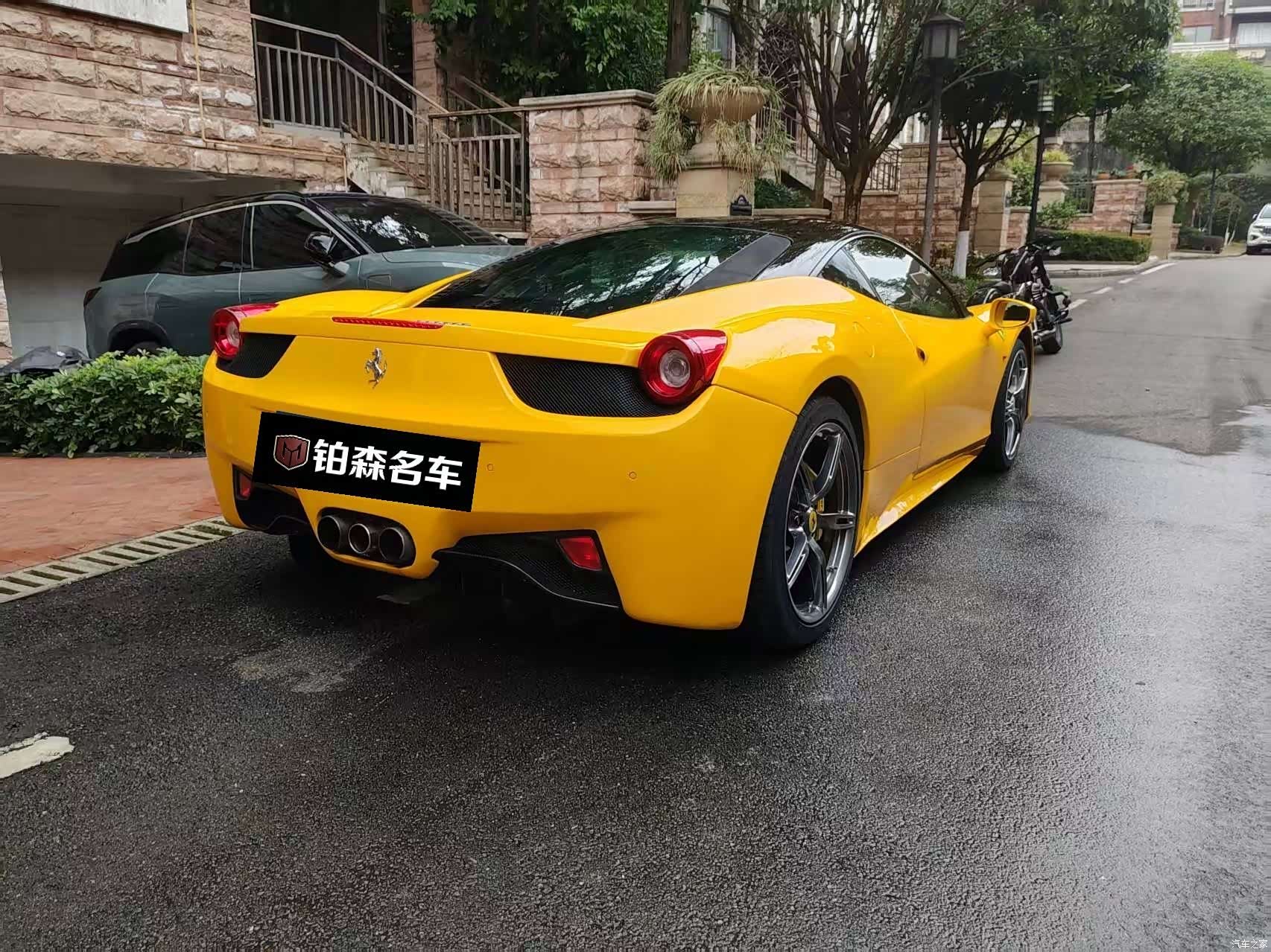 Ferrari 458, 2012 3