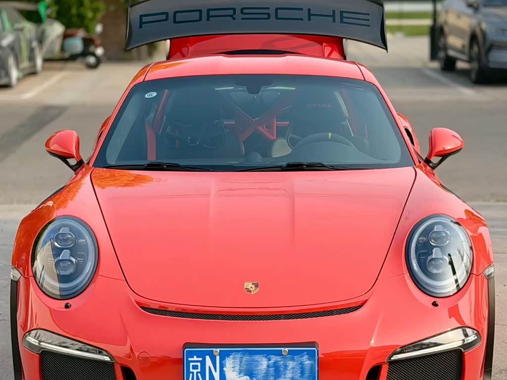 Porsche 911