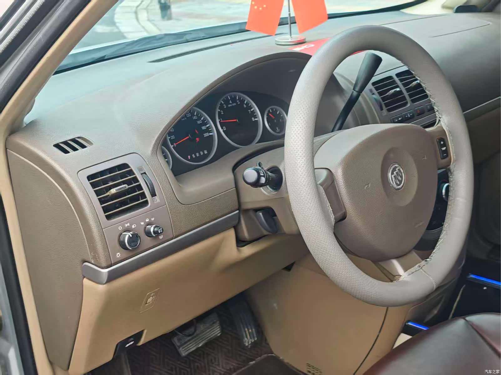 Buick GL8, 2015 7