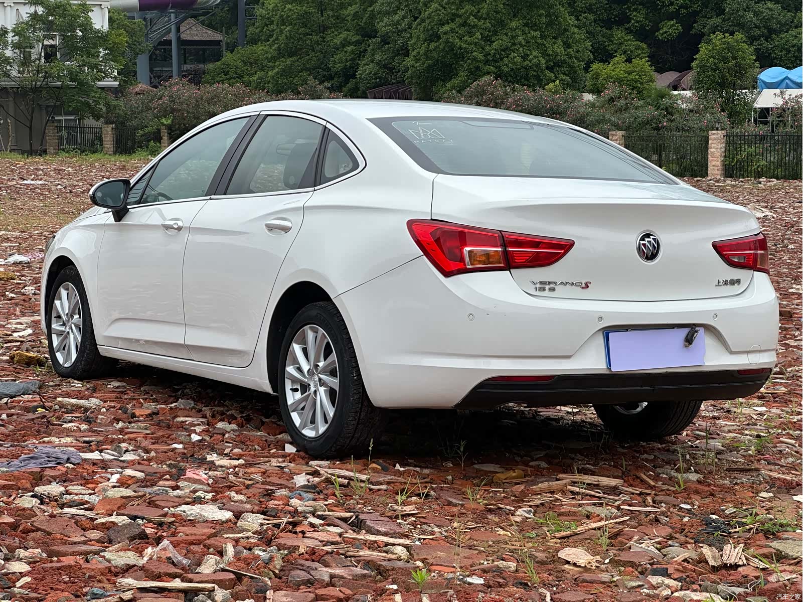 Buick Verano, 2016 13
