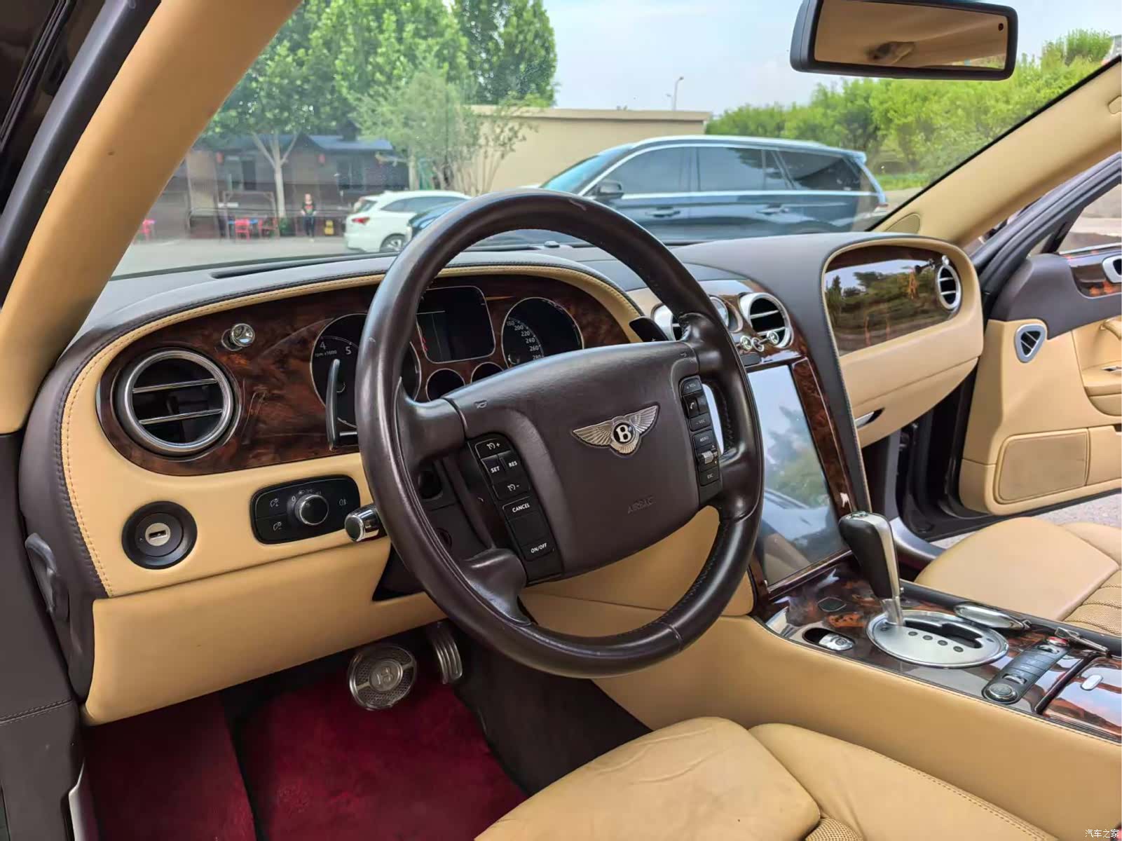 Bentley Flying Spur, 2009 8