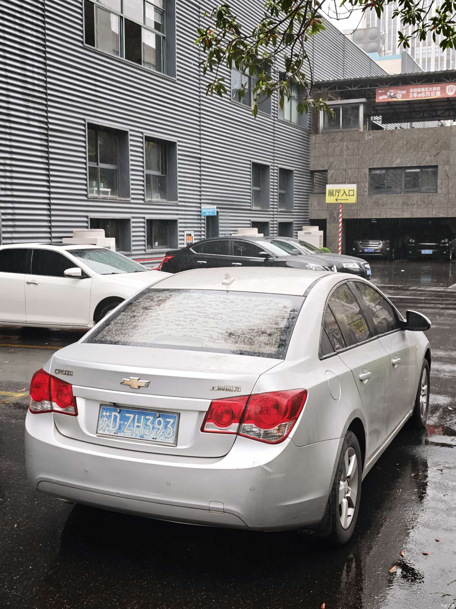 Chevrolet SE, 2012 все фото