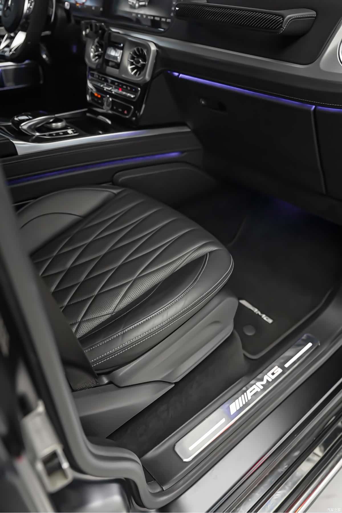 Mercedes-Benz G-Class, 2019 9