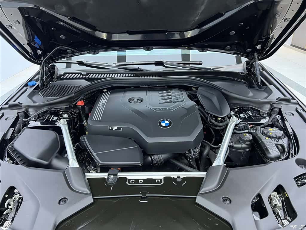 BMW 5 Series, 2023 7