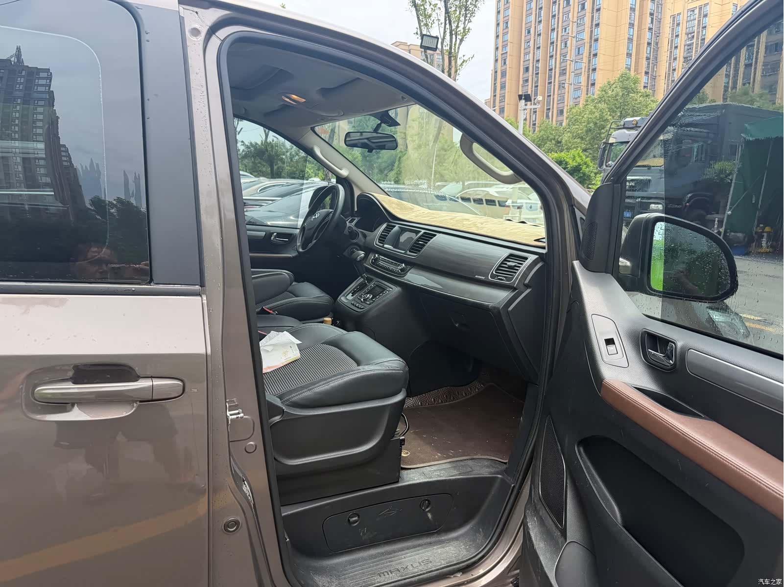Maxus G10, 2017 9