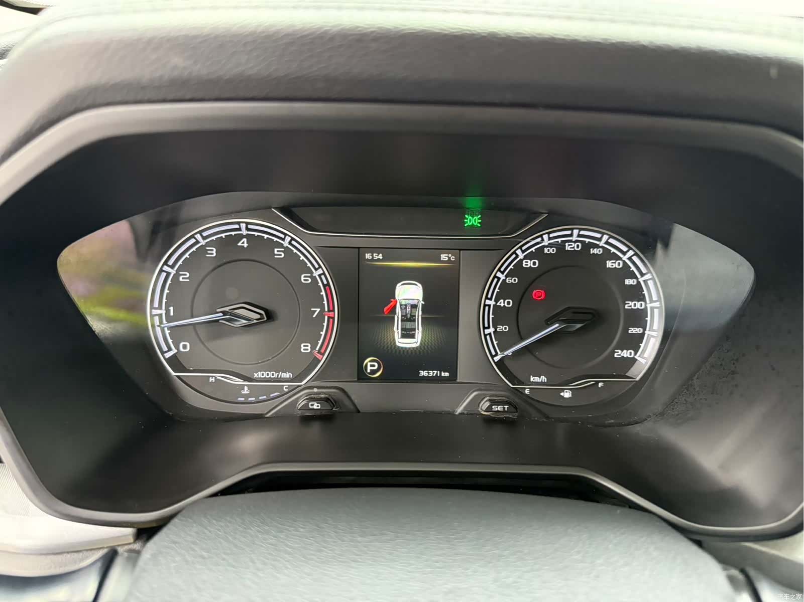 Geely X6, 2022 8