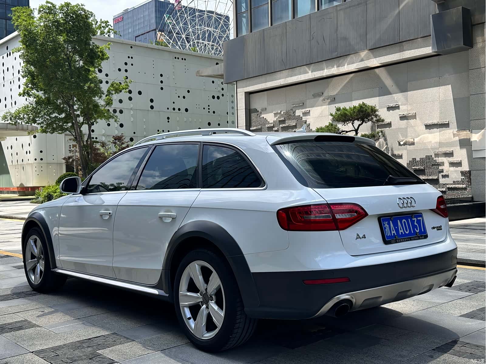 Audi A4, 2014 6