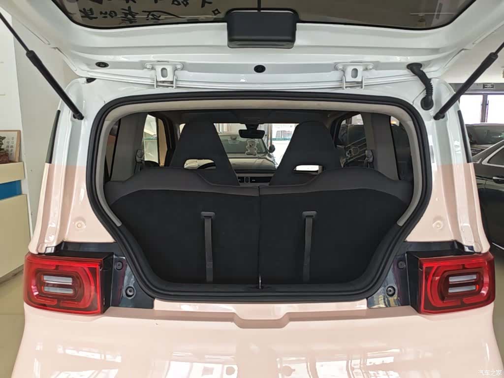 Wuling MINIEV, 2022 19