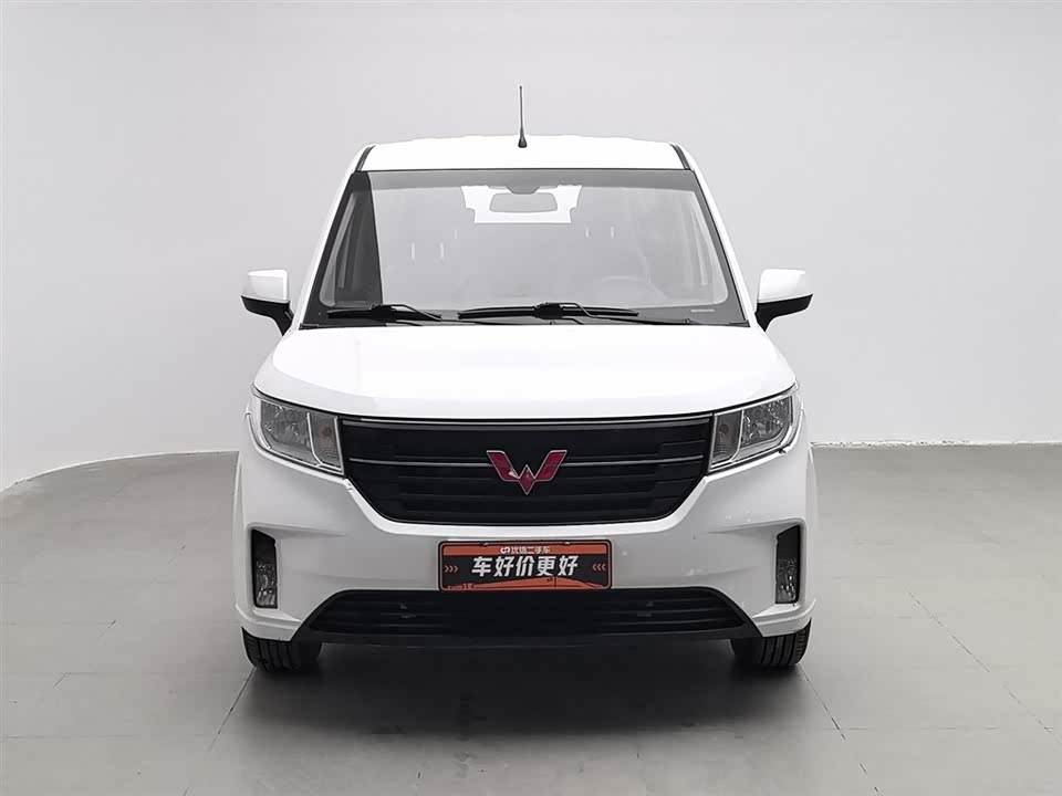 Wuling Wuling Hongguang PLUS